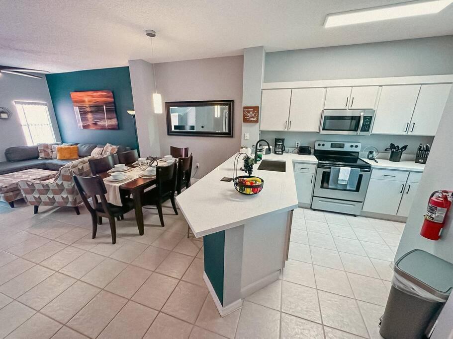 Ultimate Vacation Villa Near Disney Townhouse Кіссіммі Екстер'єр фото